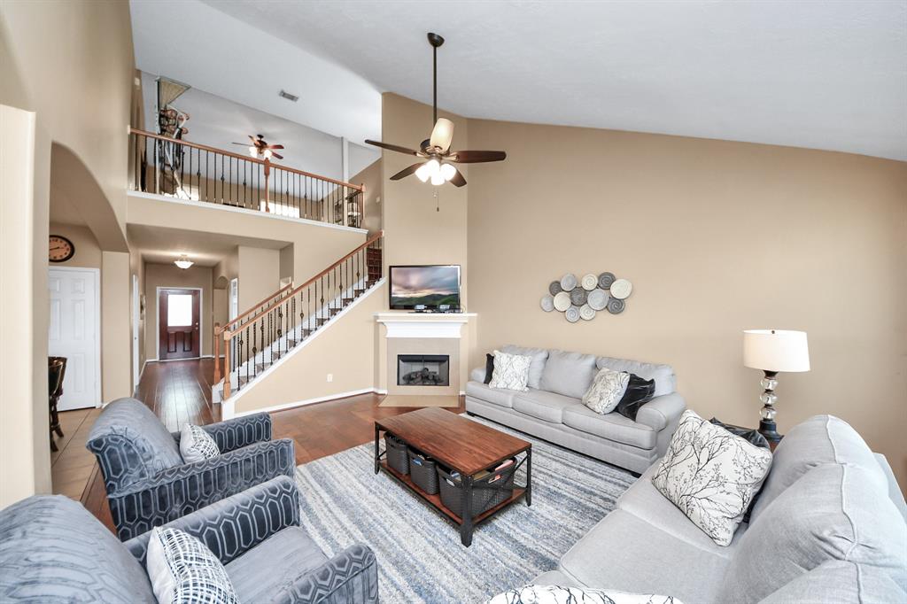 7603 Chimney Gap, Missouri City, Texas image 4