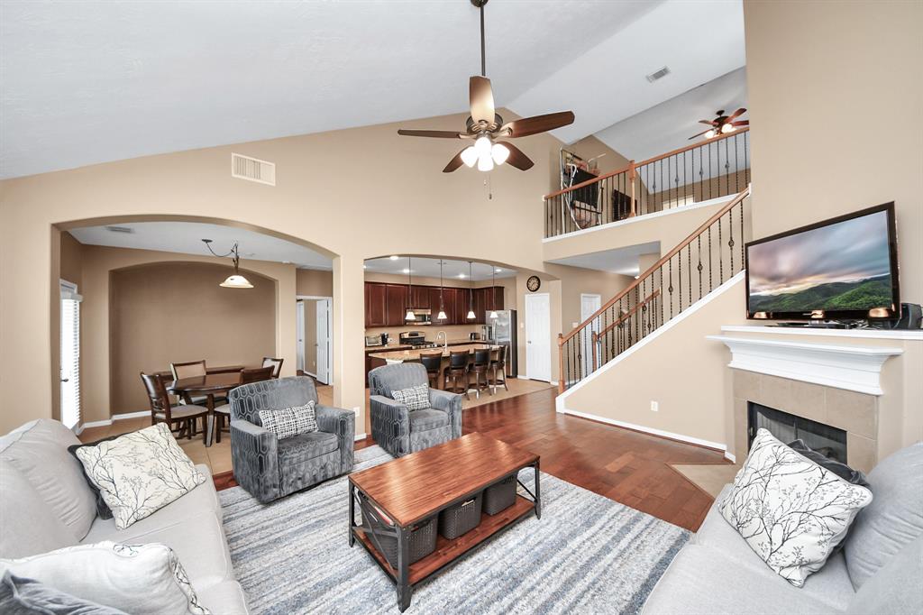 7603 Chimney Gap, Missouri City, Texas image 6