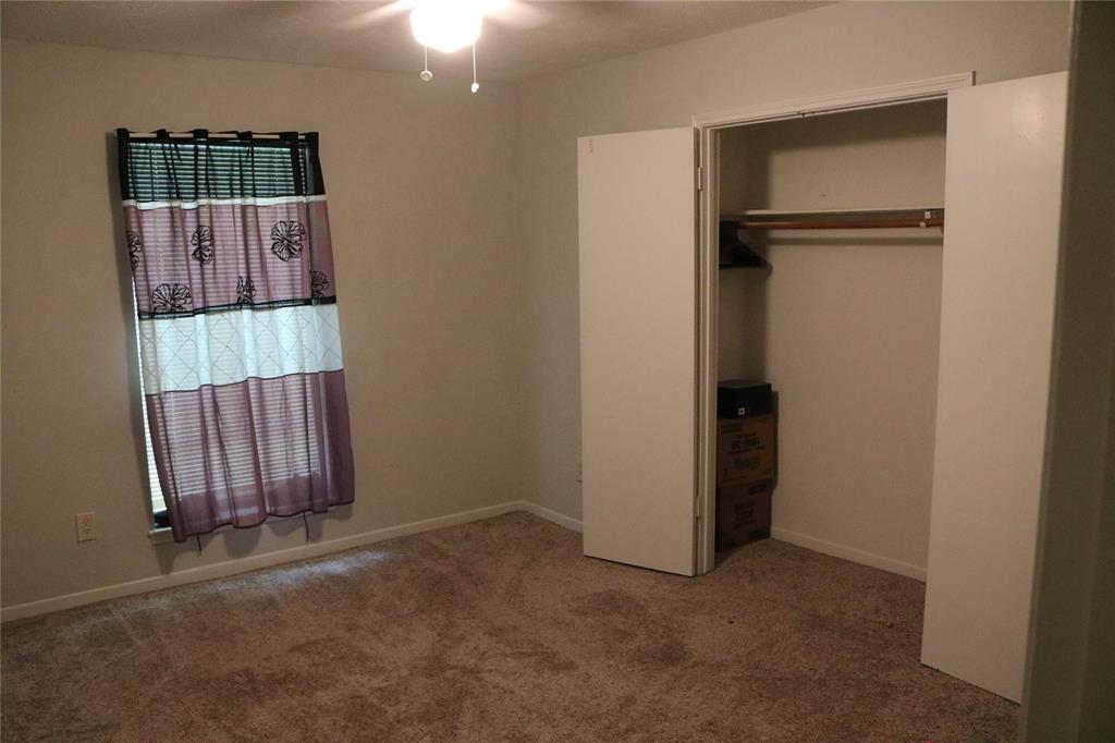 7 Ollerton Drive, Conroe, Texas image 8