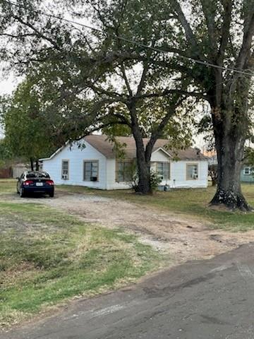 510 W Hunt Street, Bremond, Texas image 2