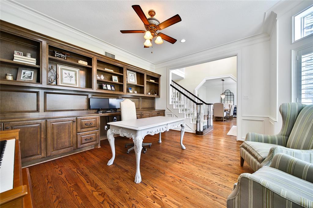 3 Pecan Trail Lane, Houston, Texas image 18