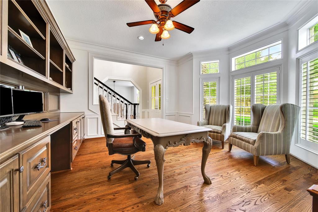 3 Pecan Trail Lane, Houston, Texas image 19
