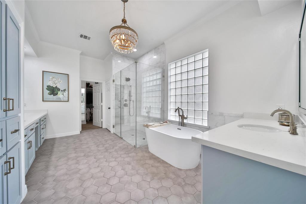 3 Pecan Trail Lane, Houston, Texas image 36