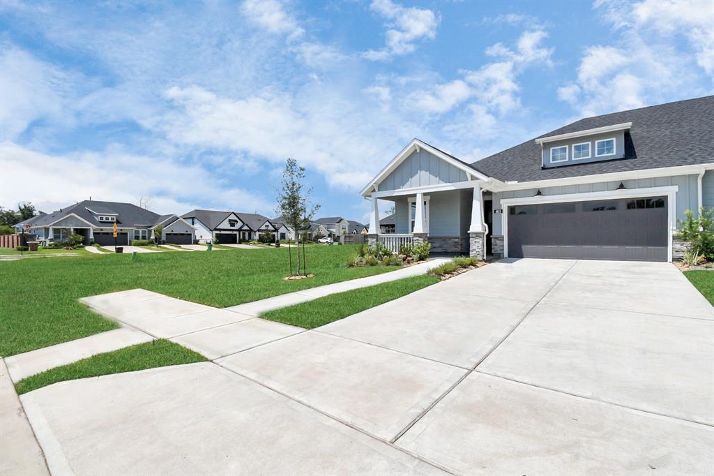 1611 Sterling Water Drive, Missouri City, Texas image 40