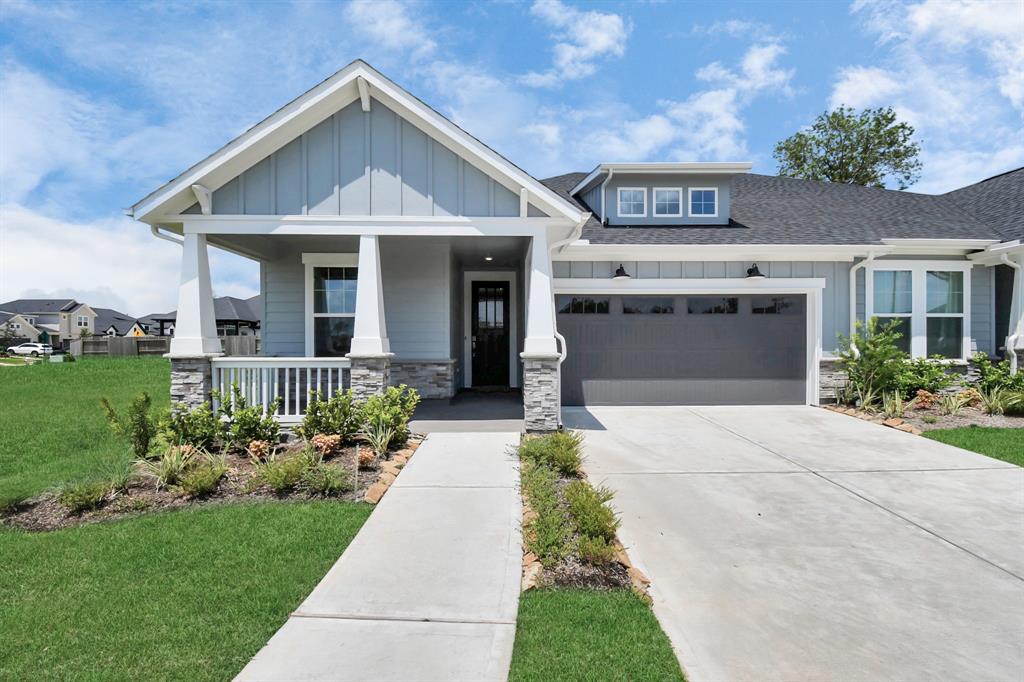 1611 Sterling Water Drive, Missouri City, Texas image 1