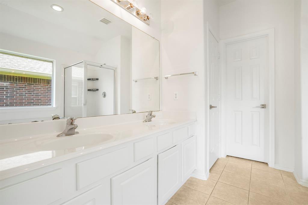18134 Stone Trail Manor Drive, Humble, Texas image 15