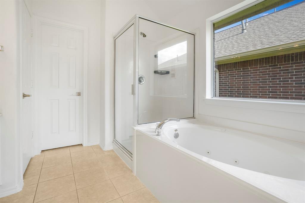 18134 Stone Trail Manor Drive, Humble, Texas image 14