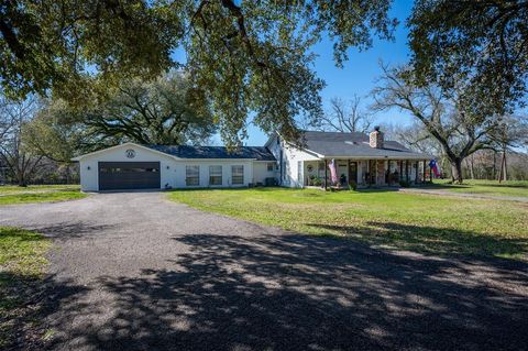 Photo of 228 Camden Road, Chester, TX 75936 (MLS # 11025819)