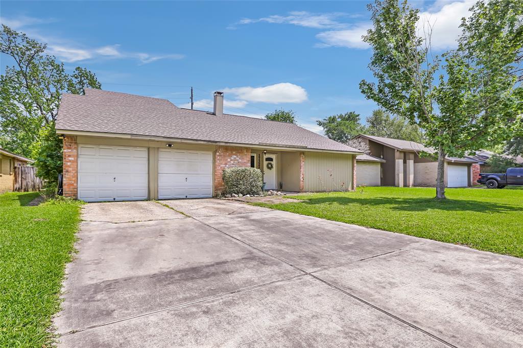17322 Golf Club Drive