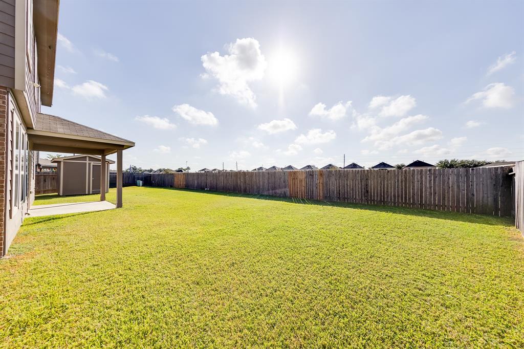 807 Rough Cut Court, Houston, Texas image 6