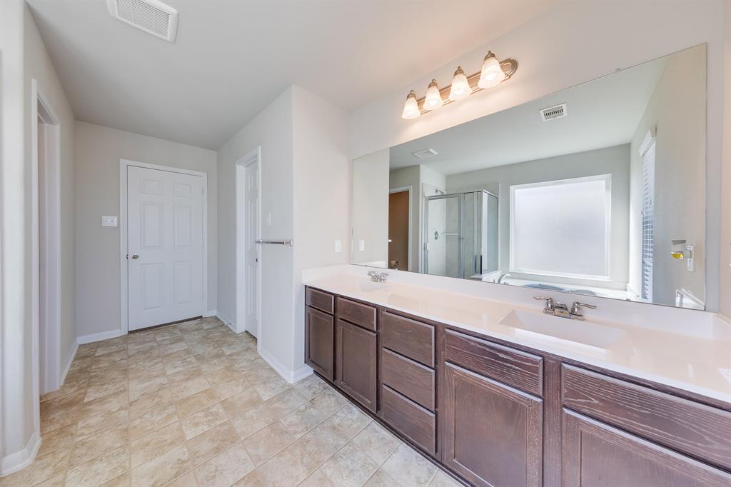807 Rough Cut Court, Houston, Texas image 21