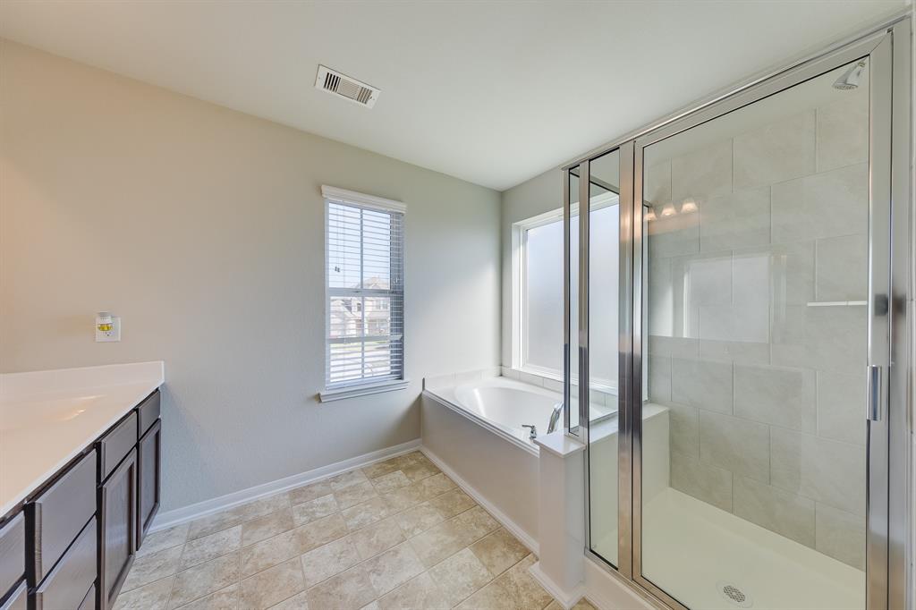 807 Rough Cut Court, Houston, Texas image 22