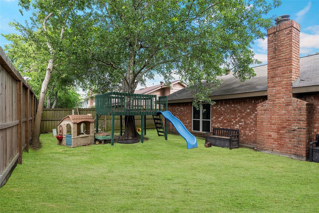 7611 Creekfield Drive, Spring, Texas image 27