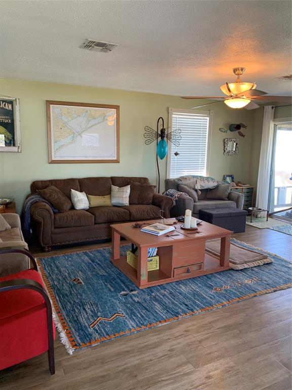 228 W Speckled Trout Loop, Palacios, Texas image 13