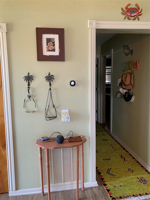 228 W Speckled Trout Loop, Palacios, Texas image 17