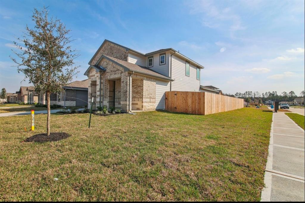 22402 Aster Way Lane, New Caney, Texas image 2
