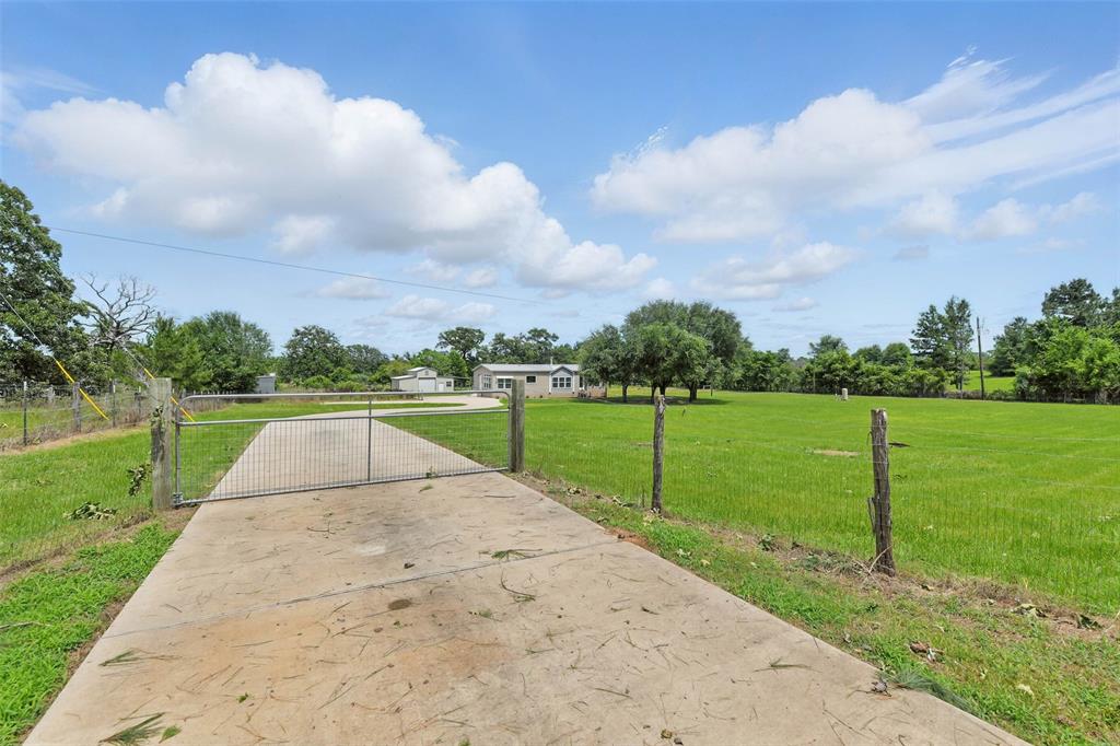 960 N Fm 1486 Road, Montgomery, Texas image 2