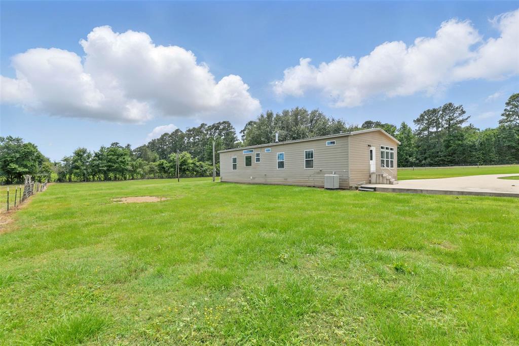 960 N Fm 1486 Road, Montgomery, Texas image 5