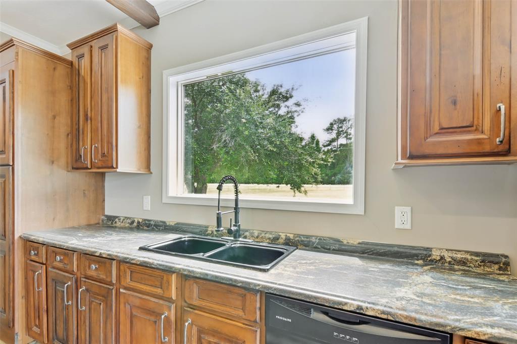 960 N Fm 1486 Road, Montgomery, Texas image 17