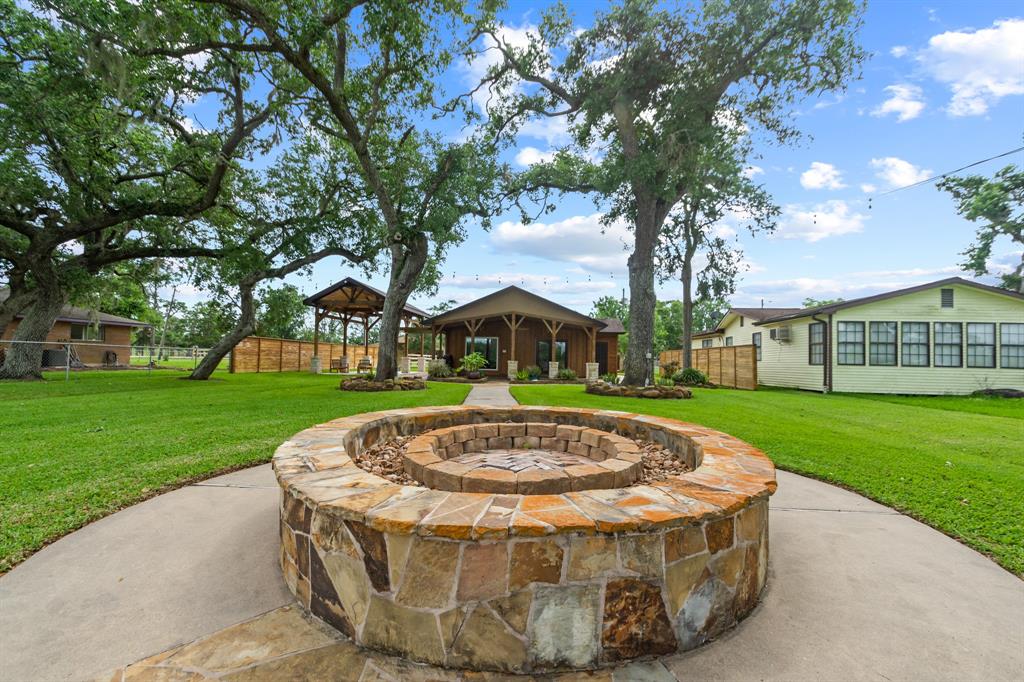 6642 County Road 659, Brazoria, Texas image 32