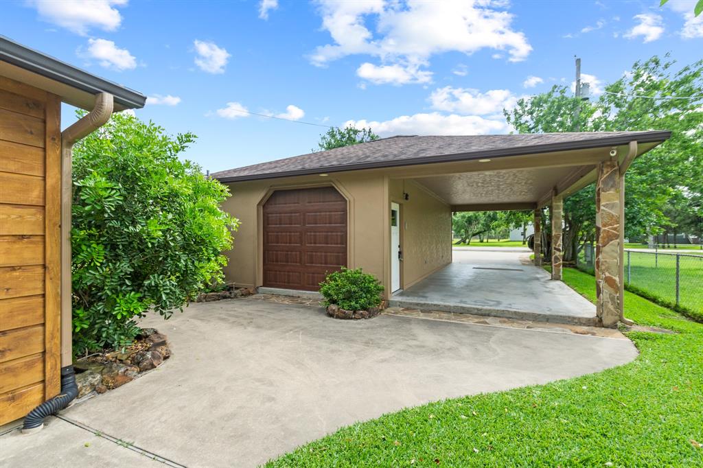 6642 County Road 659, Brazoria, Texas image 3
