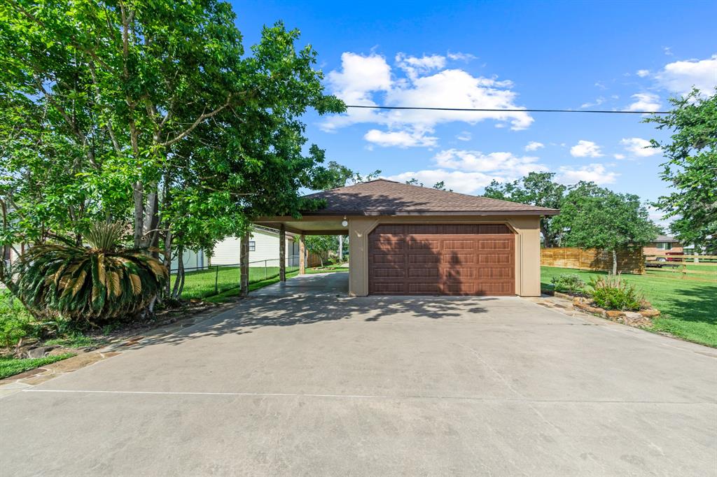 6642 County Road 659, Brazoria, Texas image 2