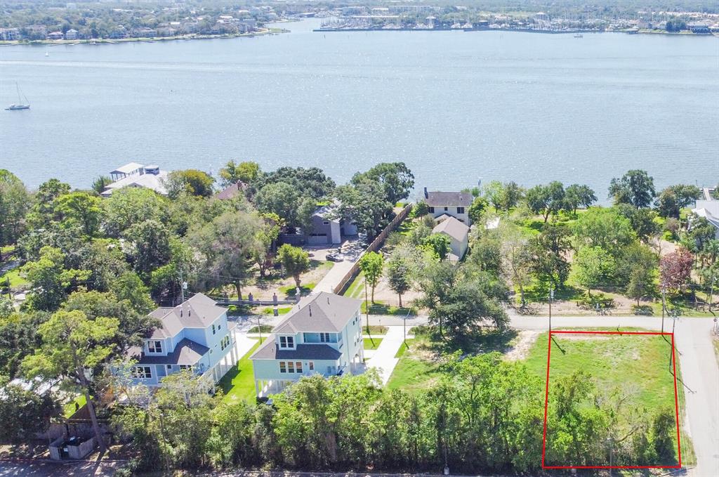 2934 Seargent Street, Seabrook, Texas image 3