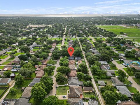 A home in Texas City