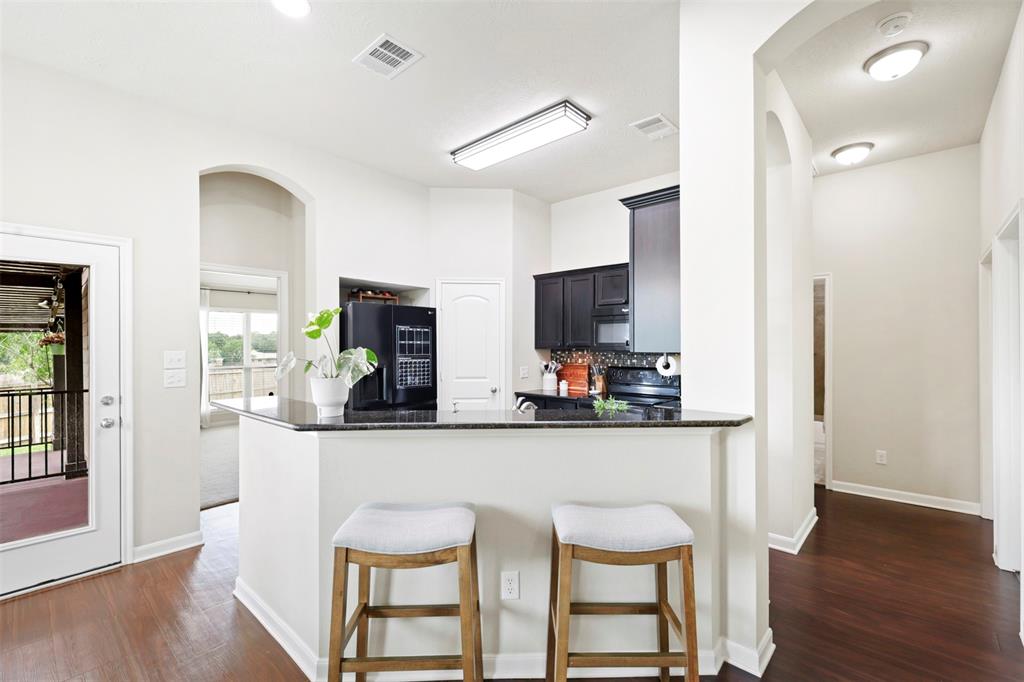 1075 Venice Drive, Bryan, Texas image 8