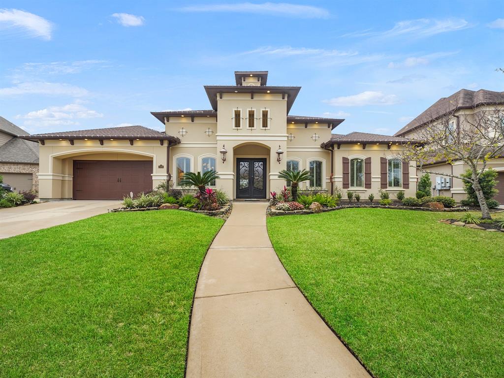 2326 Wagoner Branch Court, Friendswood, Texas image 1