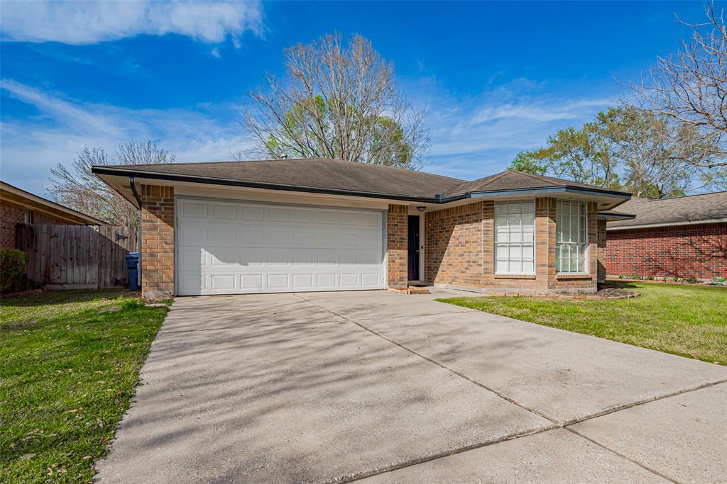 18742 Fox Prairie Lane