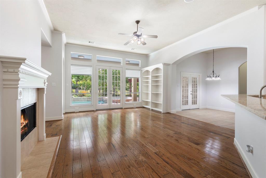 1614 Beau Rivage, Conroe, Texas image 12