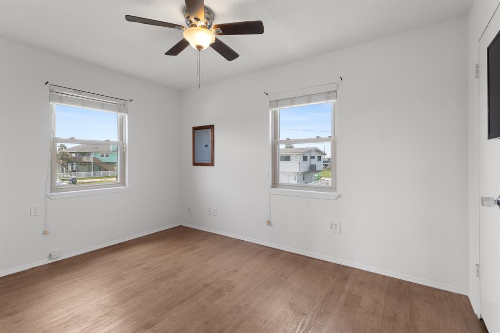 4014 Kent Drive, Galveston, Texas image 13