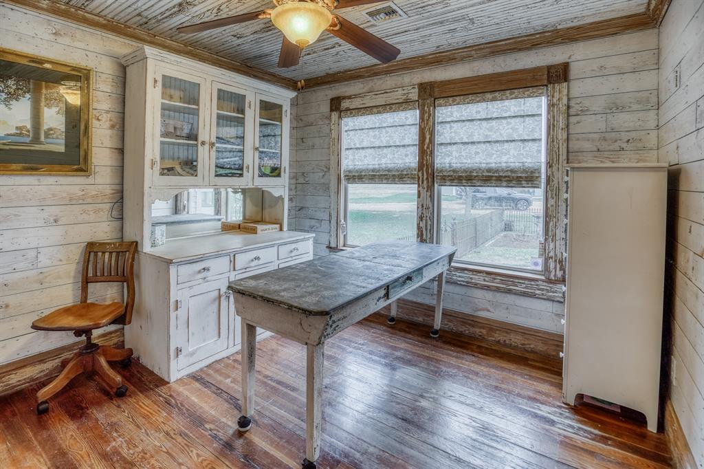 11630 Schuster Road, Round Top, Texas image 8