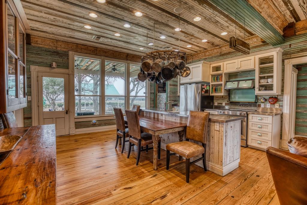 11630 Schuster Road, Round Top, Texas image 4