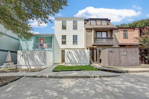 2022 Lakewood Court Willis TX 77318