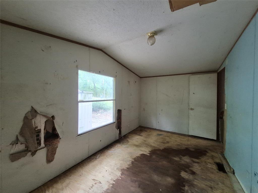 184 Lions Circle, Onalaska, Texas image 11