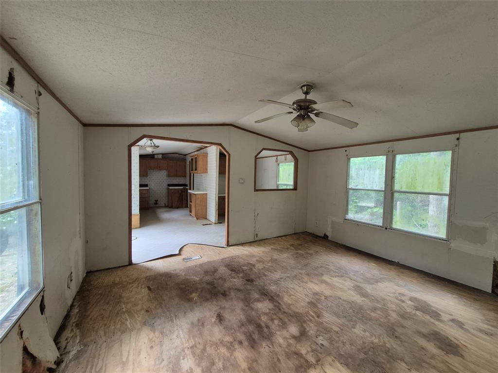 184 Lions Circle, Onalaska, Texas image 4