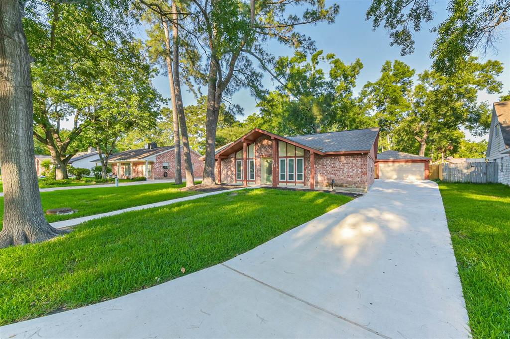 3210 Lakehaven Drive