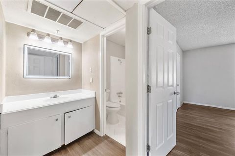 6231 Westward Street 20 Houston TX 77081