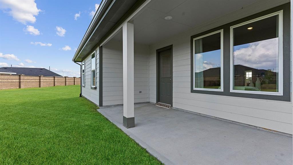 4202 Bromham Farms Drive, Fulshear, Texas image 26