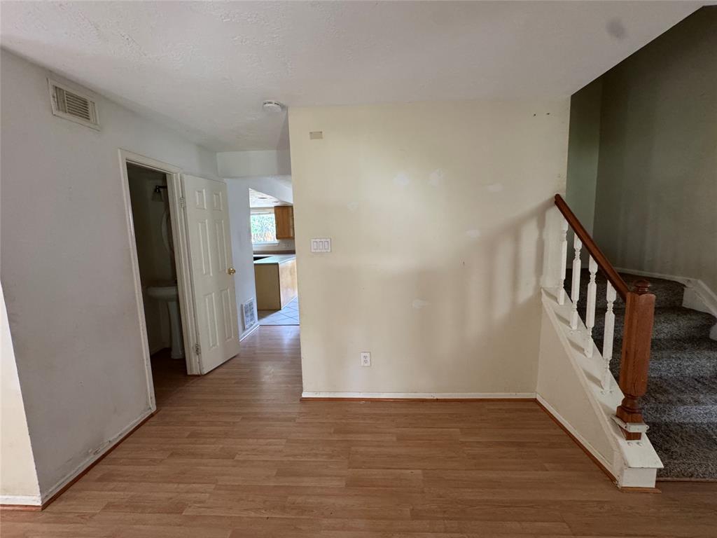 3 Ridgeline Court
