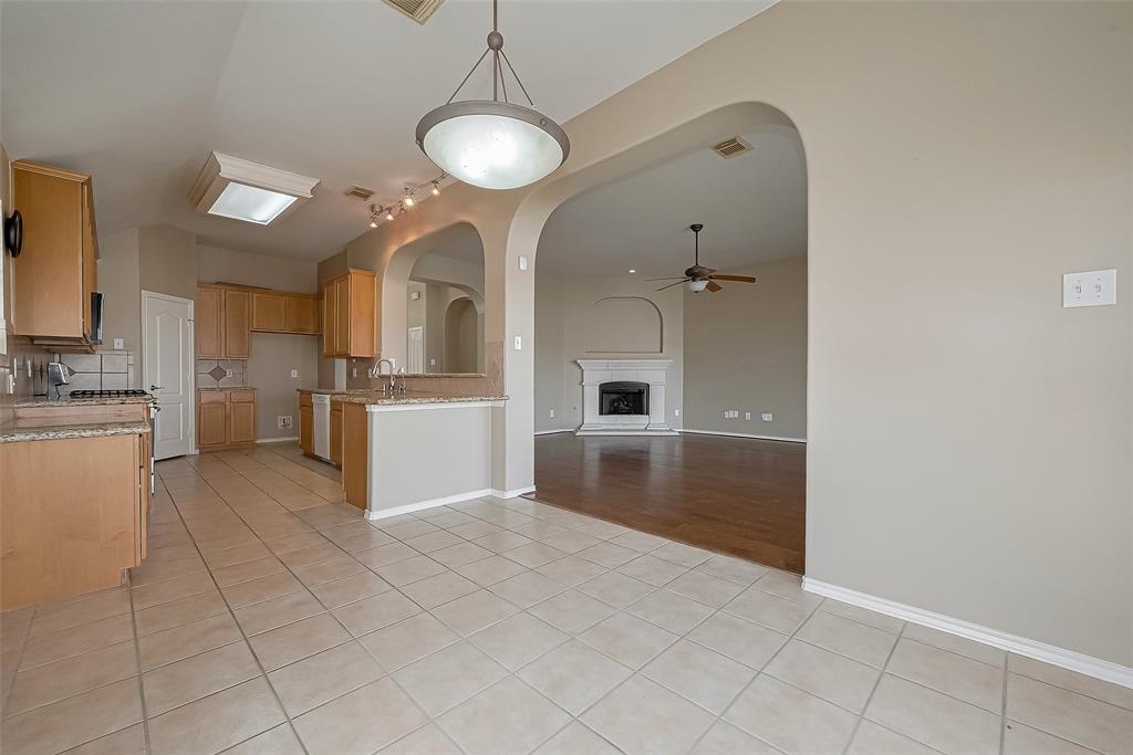 9934 Edgewood Manor Court, Tomball, Texas image 18