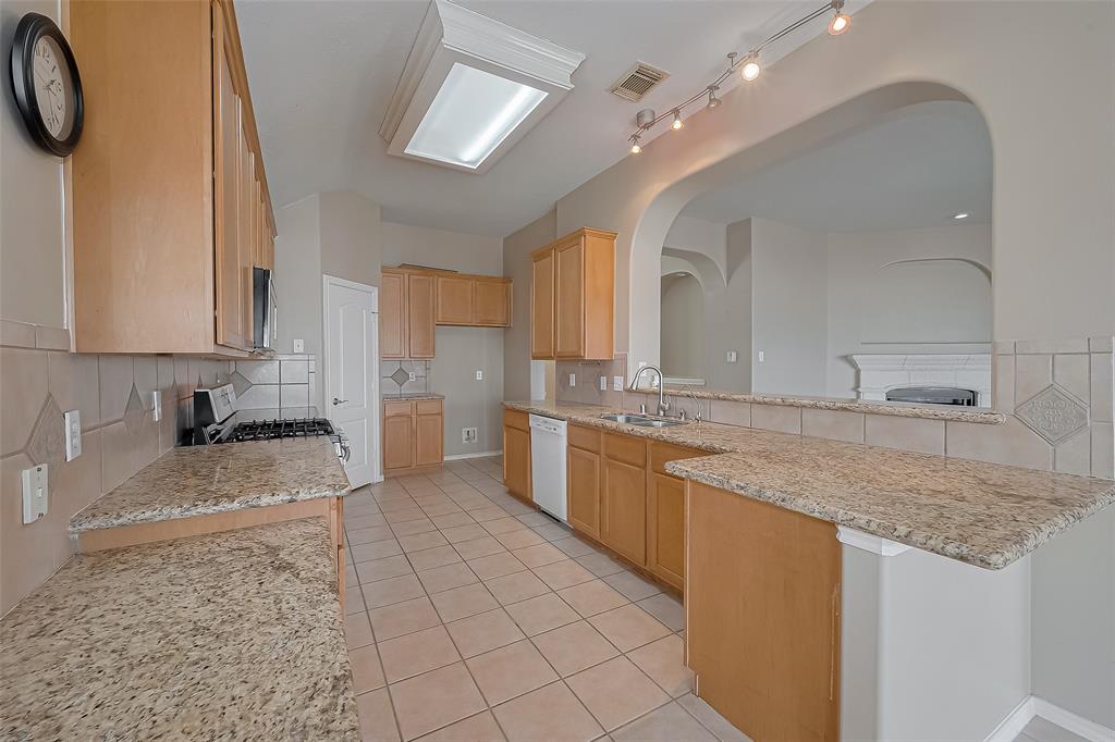 9934 Edgewood Manor Court, Tomball, Texas image 22