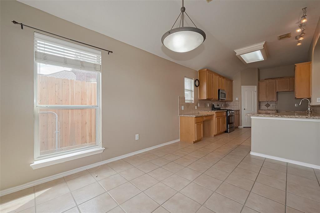 9934 Edgewood Manor Court, Tomball, Texas image 19