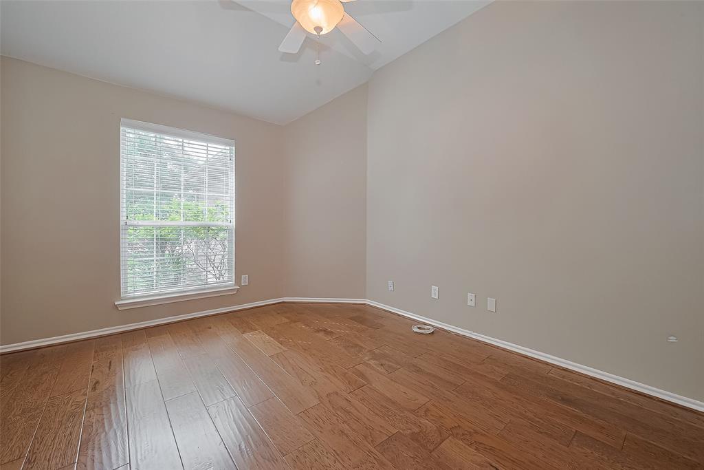 9934 Edgewood Manor Court, Tomball, Texas image 7