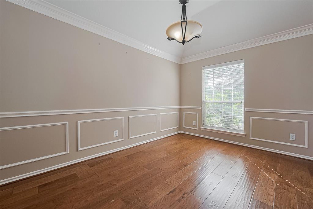 9934 Edgewood Manor Court, Tomball, Texas image 9