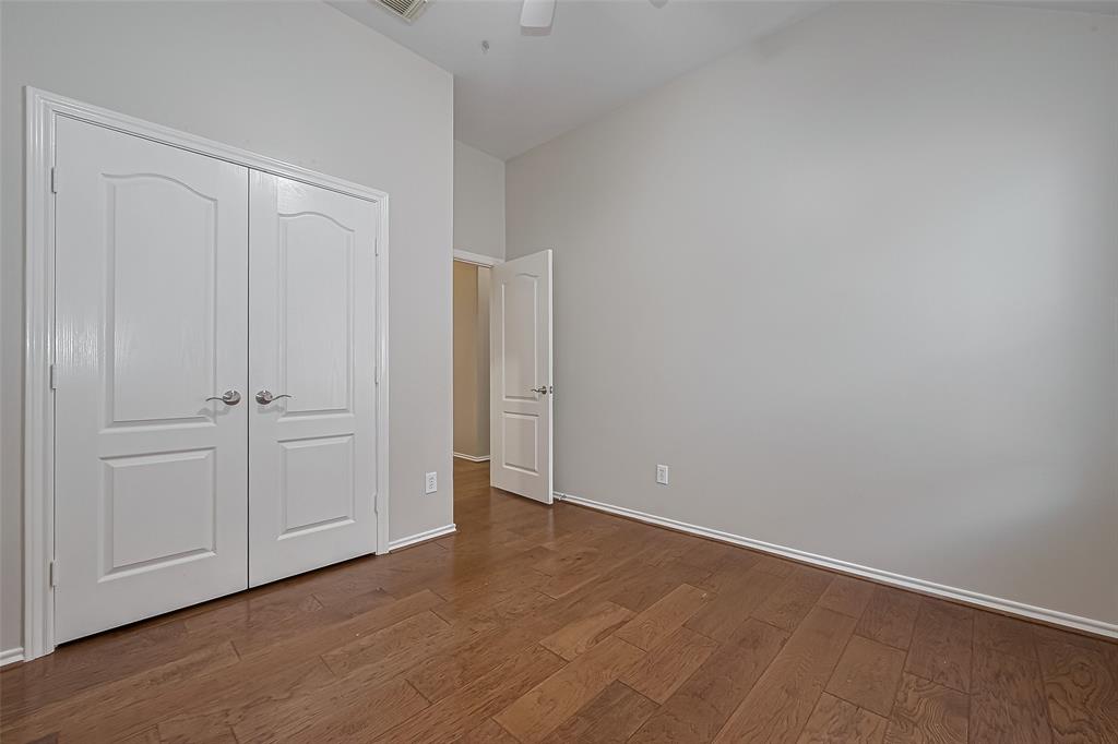 9934 Edgewood Manor Court, Tomball, Texas image 32
