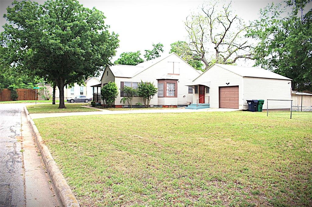 508 Texas Street, Brenham, Texas image 3
