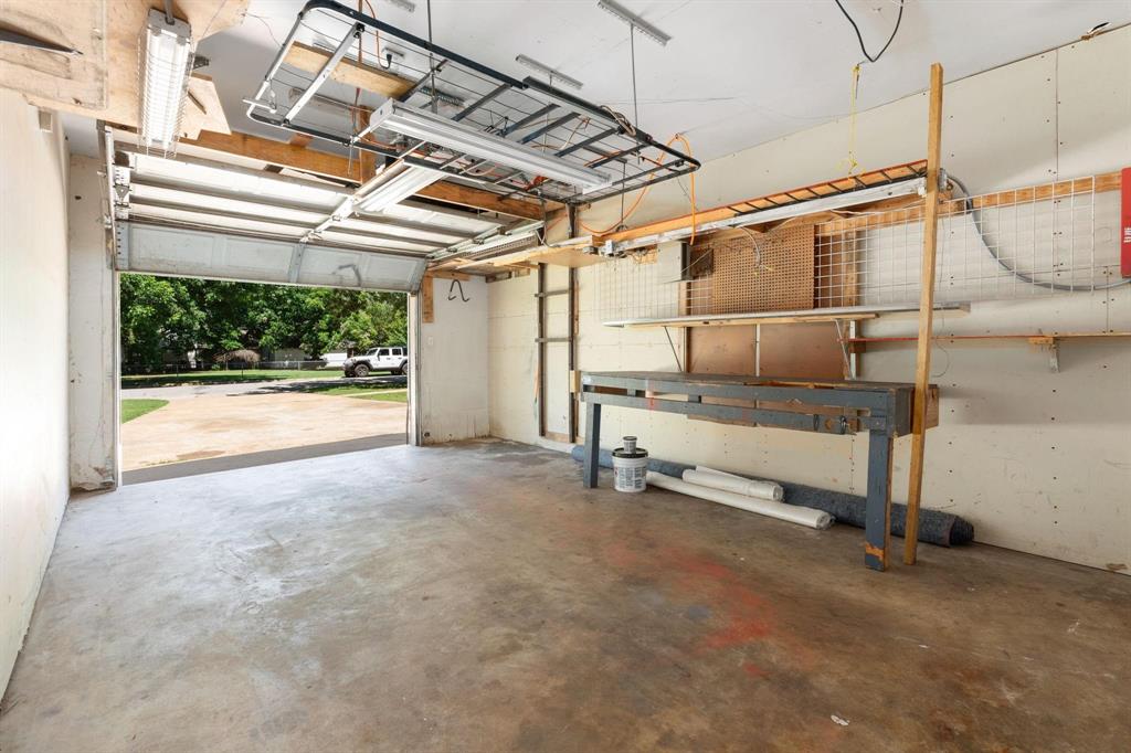 508 Texas Street, Brenham, Texas image 29